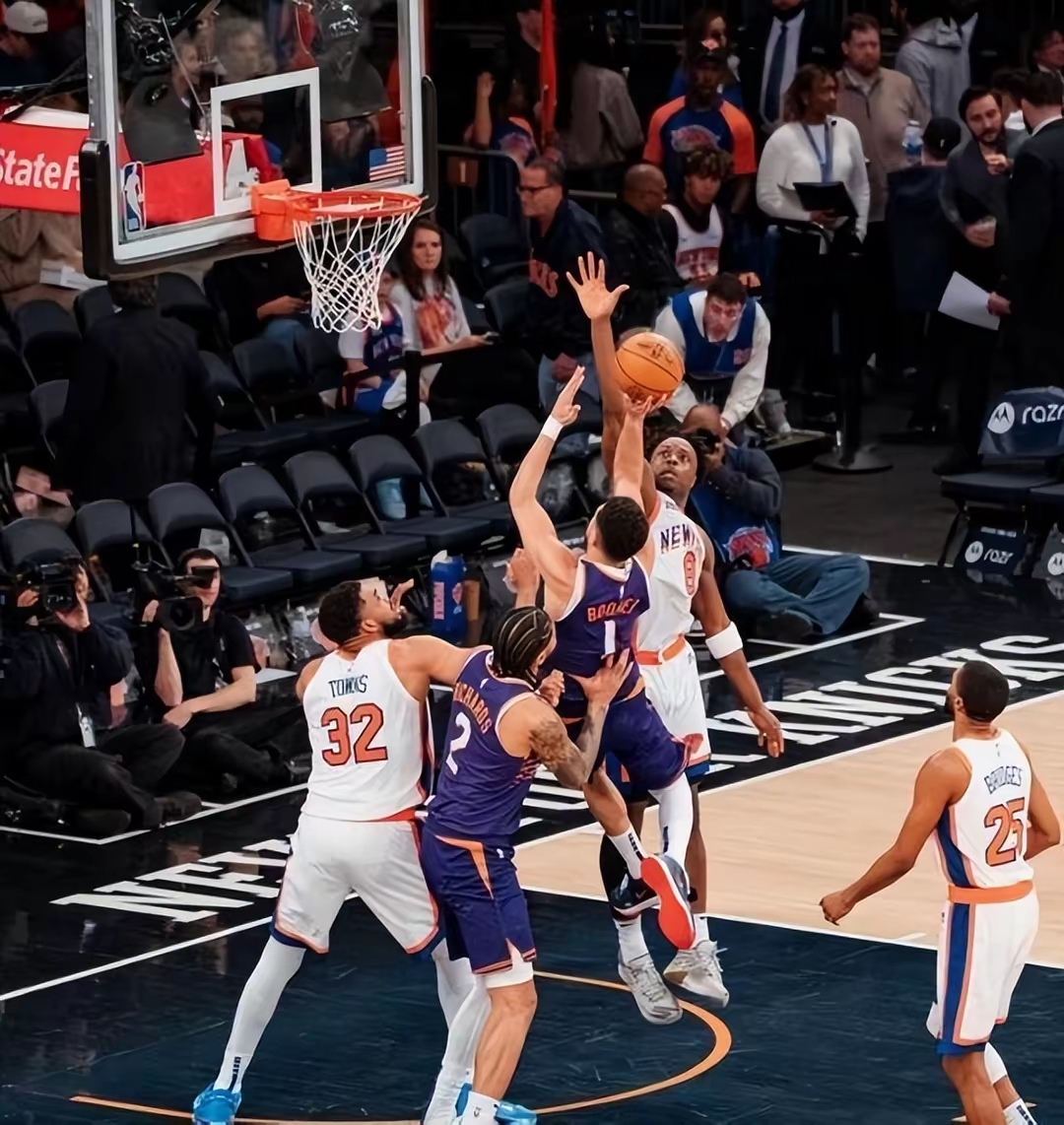 乐竞体育官方网站-NBA常规赛集结日走向成谜；AC米兰战术微调；信心回归；细节决定成败的简单介绍